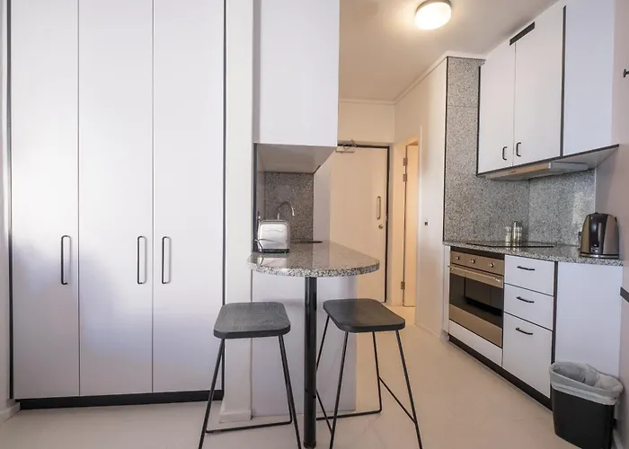 Flamingo 206: Sea Point Aprt Near Beaches